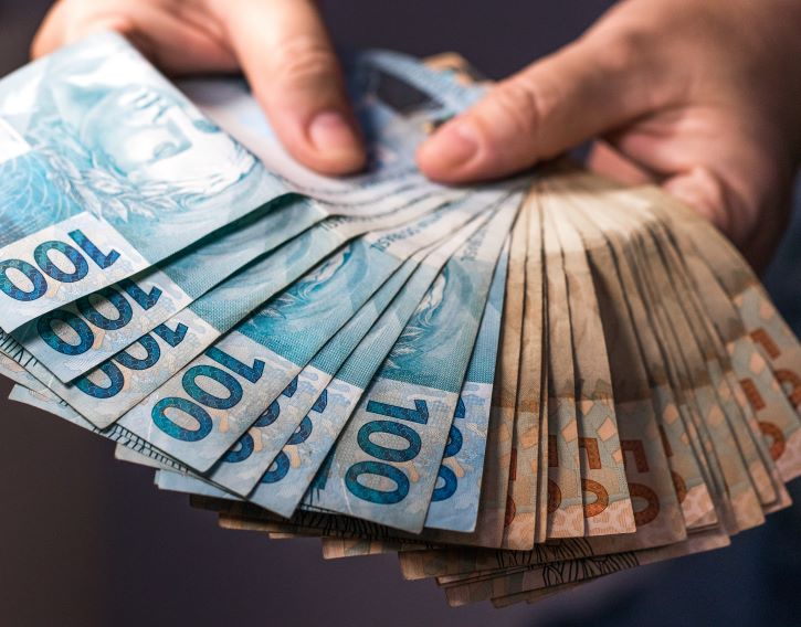 Progresso financeiro com renda extra online
